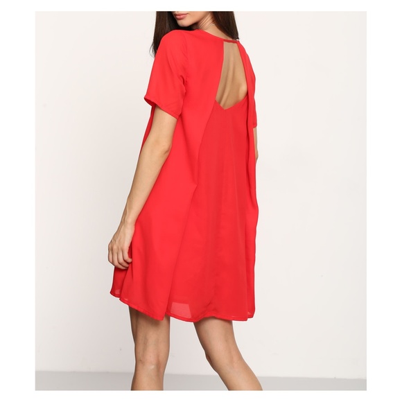 Bright Red Short Sleeve Backless Shift Dress - Picture 2 of 8